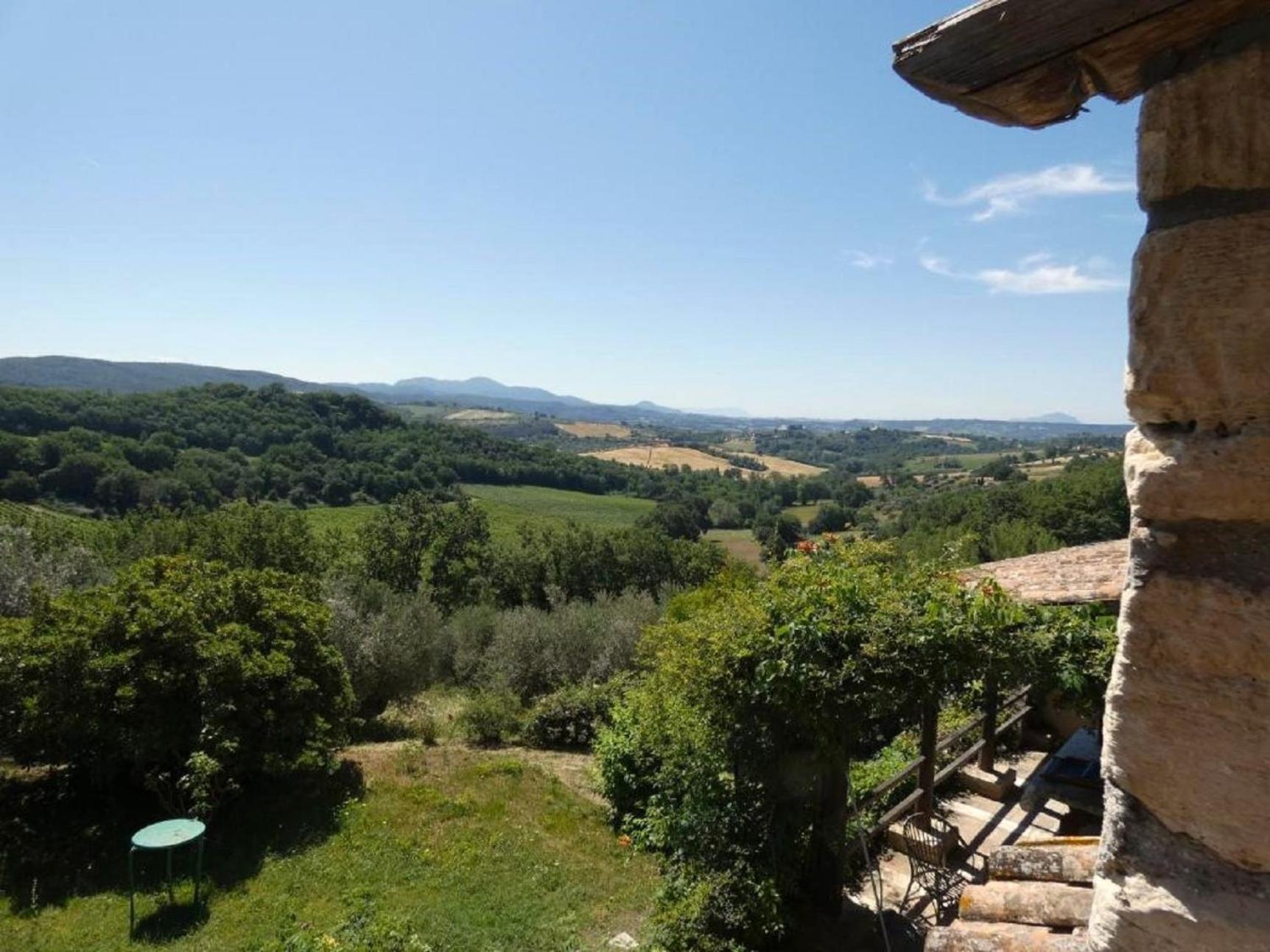Fornole Scappo In Umbria, Il Fienileヴィラ エクステリア 写真